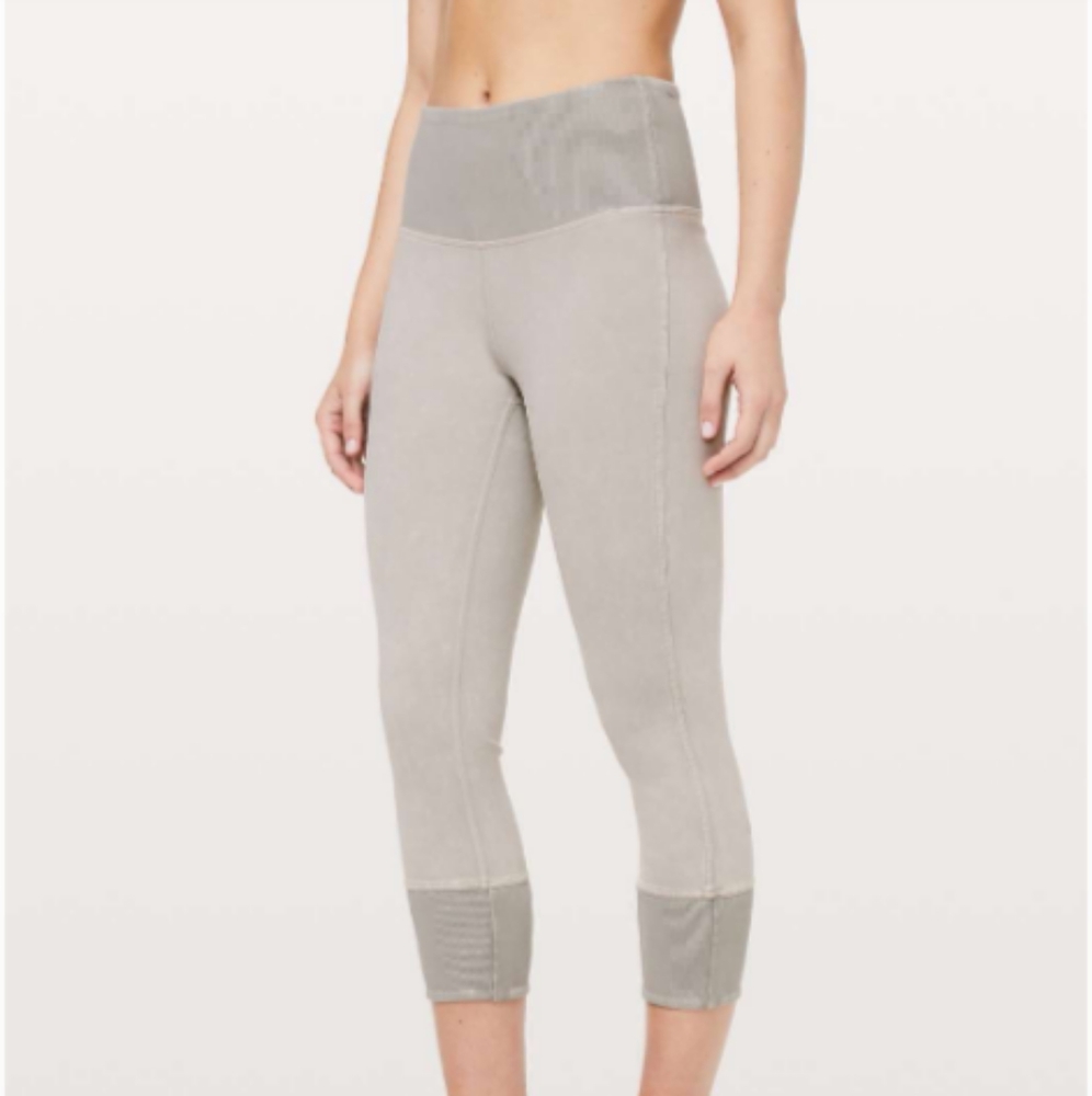 Lululemon Wunder Under Crop